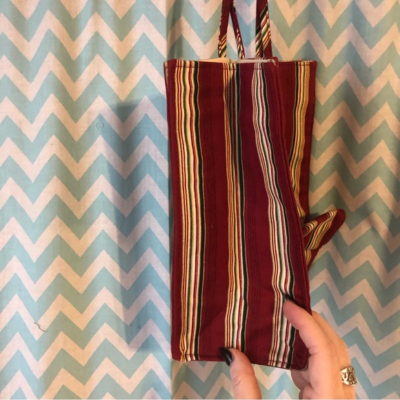 FINAL SALE- LEAVING CLOSET-NO FURTHER DISCOUNTS - Picture 4 of 5